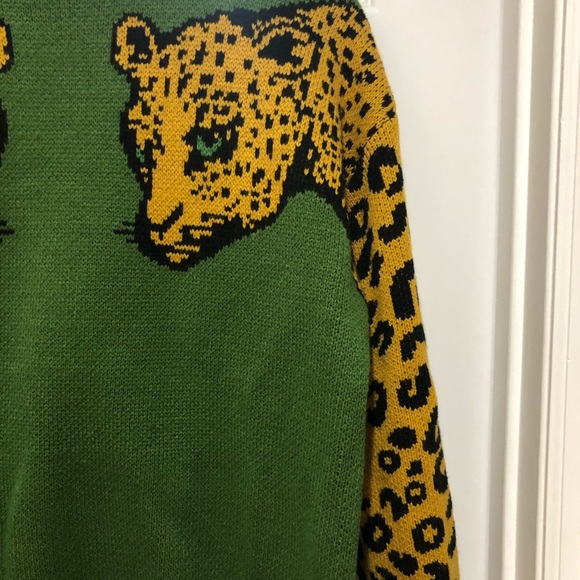 Leopard Sweater - Picture 3 of 3